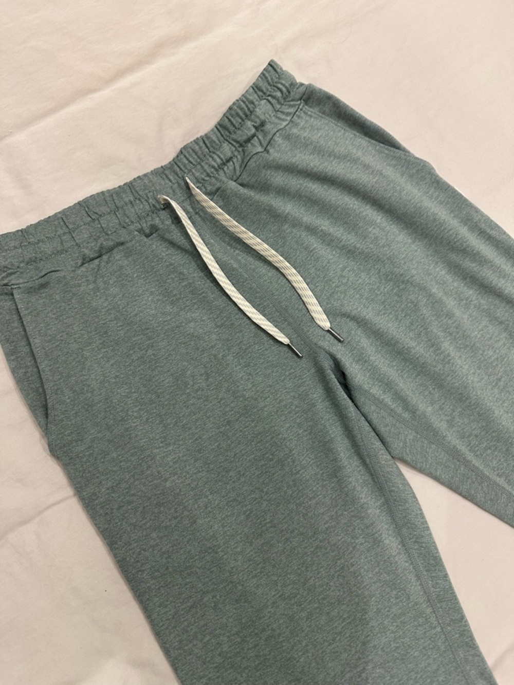 Vuori Halo Knit Light Green Heather Performance Joggers - Picture 2 of 5